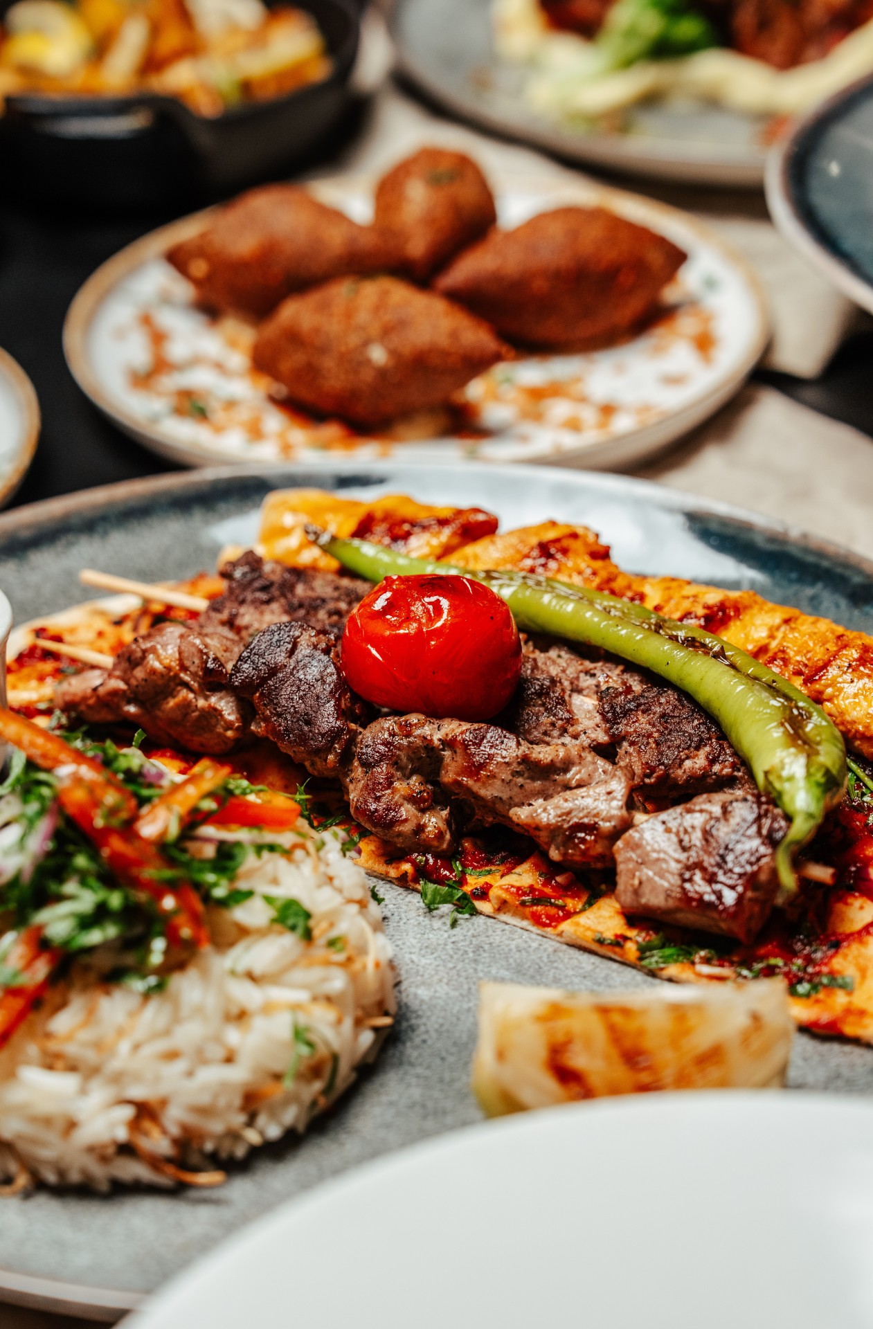 Paradisia Highlights - Lahem Mashwie