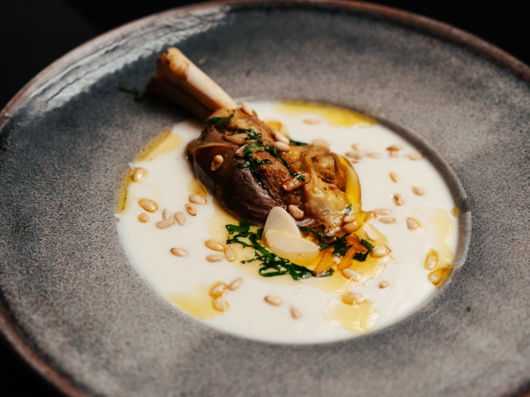 Paradisia Thumbnail - Mozet Lahmeh Bil laban